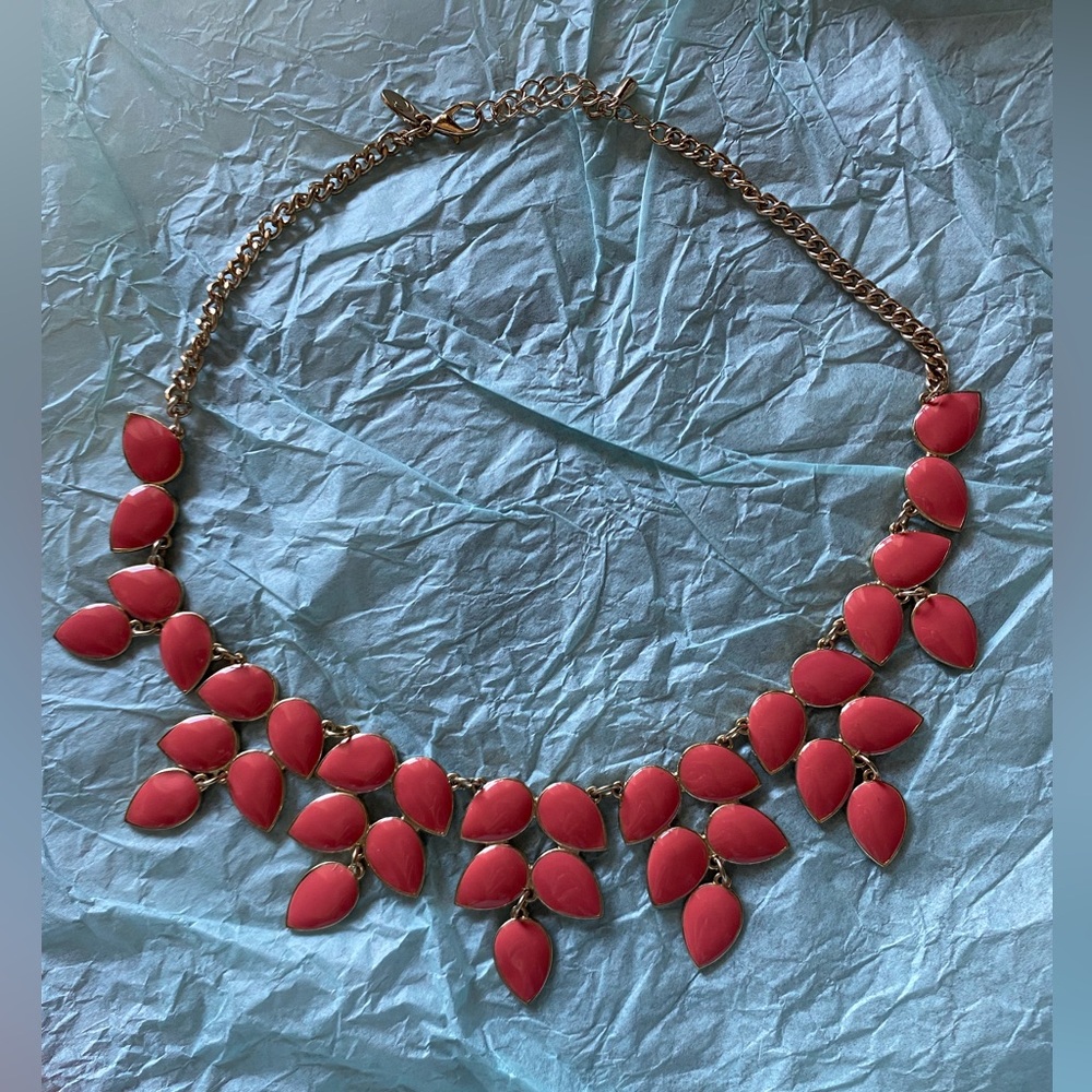 Pink and gold Charming Charlie’s necklace